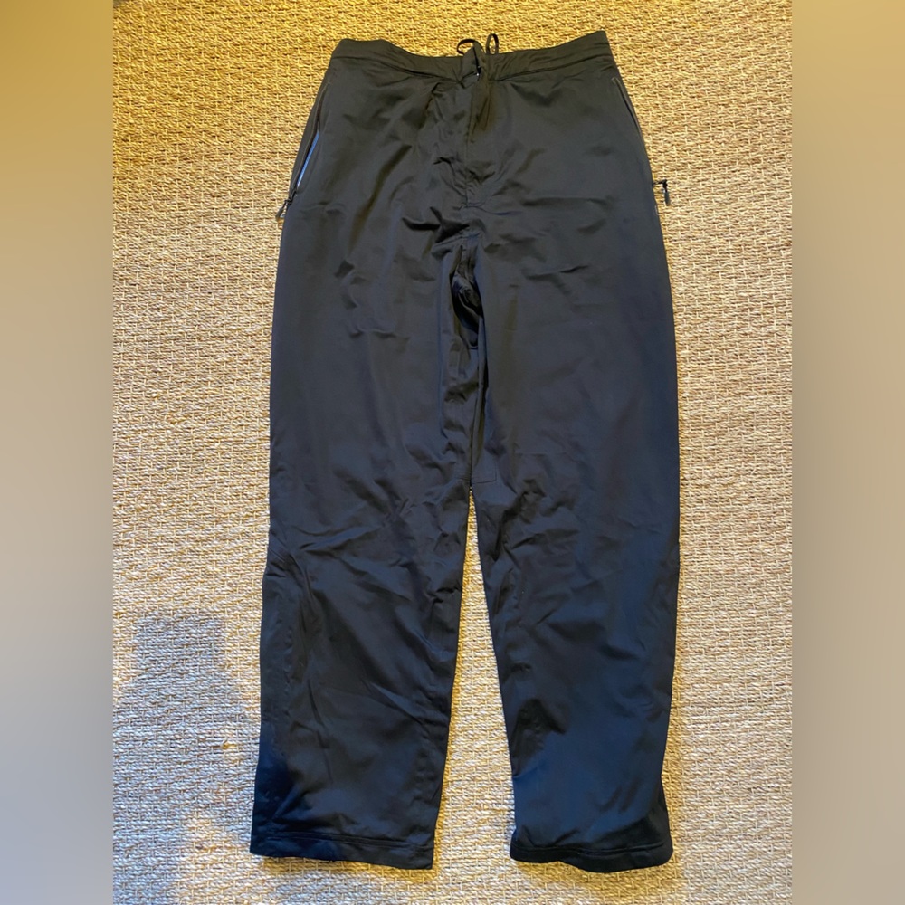 Cutter and buck water resistant and rain proof pants